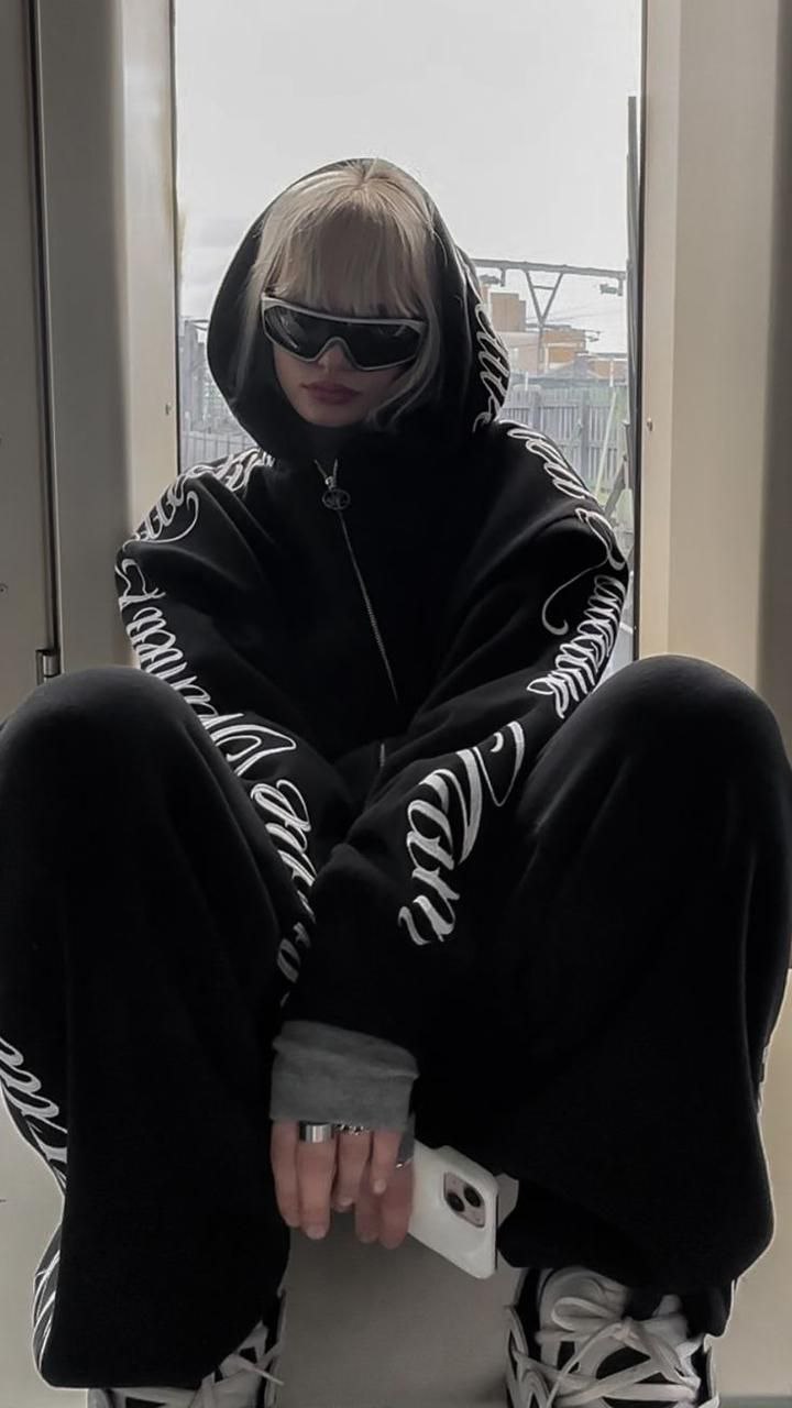 ✨ Ensemble Oversize – Black Edition